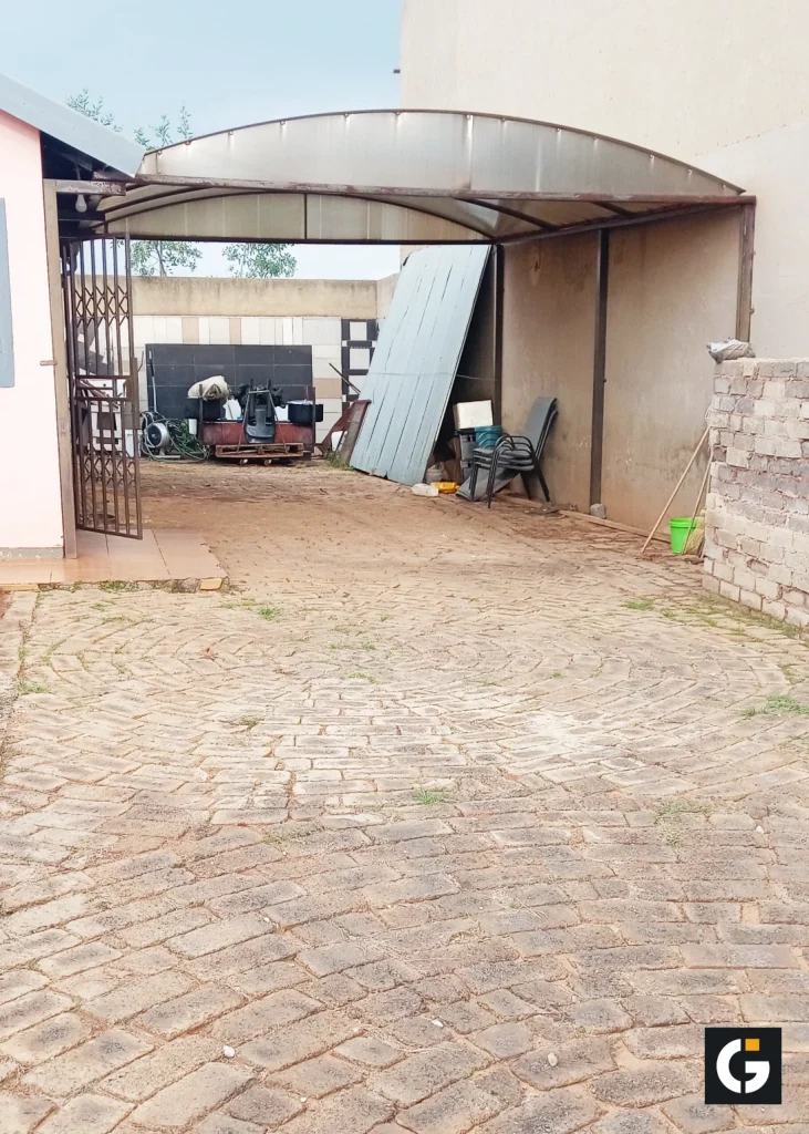 Mbali's-Property-1